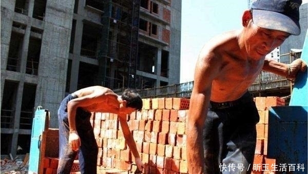  「秸秆」中秋后，村干部迎重点任务，2件事管不好要受罚，甚至取