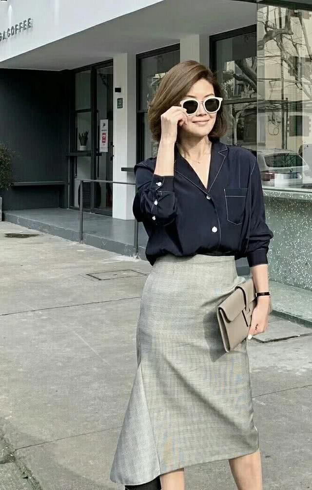  「展现出」一步裙才是提升女人味的法宝，这么穿更好看，让你轻松美成女神