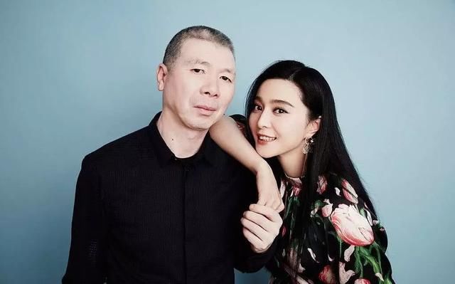 冯小刚发文证清白，崔永元及时补刀你的罪恶在我的抽屉里