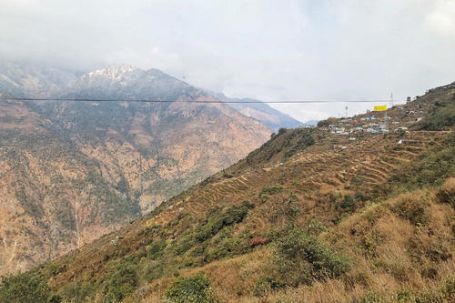 吉隆至加德满都,160公里8小时穿越喜马拉雅山脉,游客:不会再来