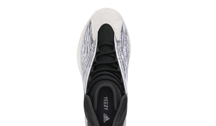  『Yezzy』Yezzy篮球运动鞋已经公布出来，篮球爱好者们你们关注了么？