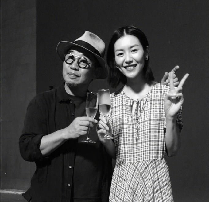 一周造型红黑榜:贵妇品牌香奈儿和普通家居品牌对战，谁输谁赢?