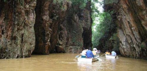 乐山峨眉山风景区、酒泉三危山……细数那些地势险峻的景点