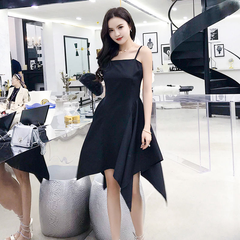 谁说秋天就不能又时尚又妩媚?32岁的姐姐这么穿,惊艳全场