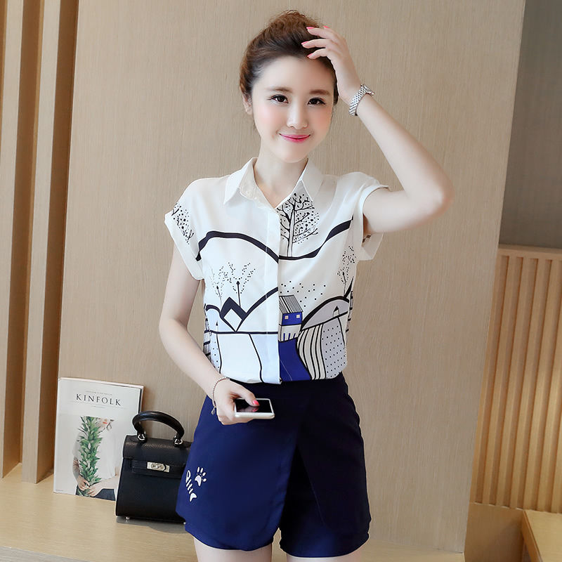 听说今年的T恤+短裤，特美，能把连衣裙比下去，看了之后我信了