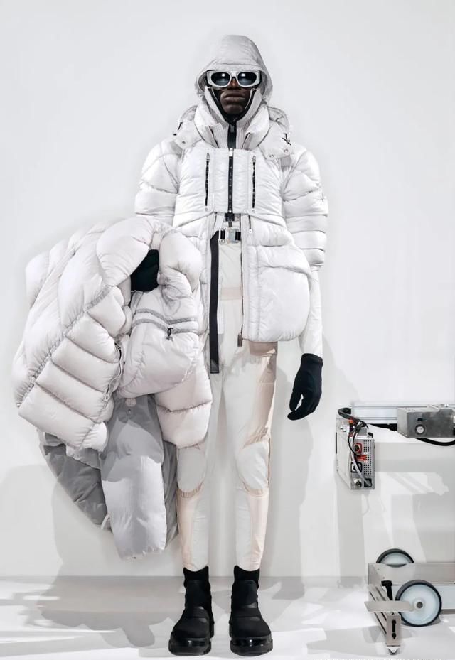 设计师@2020秋冬 Genius 系列：多个天才设计师的合作系列，MONCLER