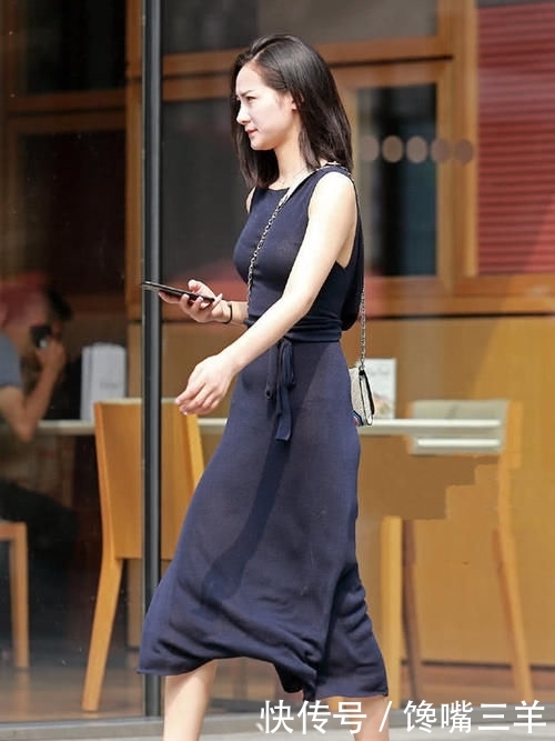 「 辣妈」丝绸轻薄连衣裙,展现女人的独特魅力!,下班偶遇辣妈