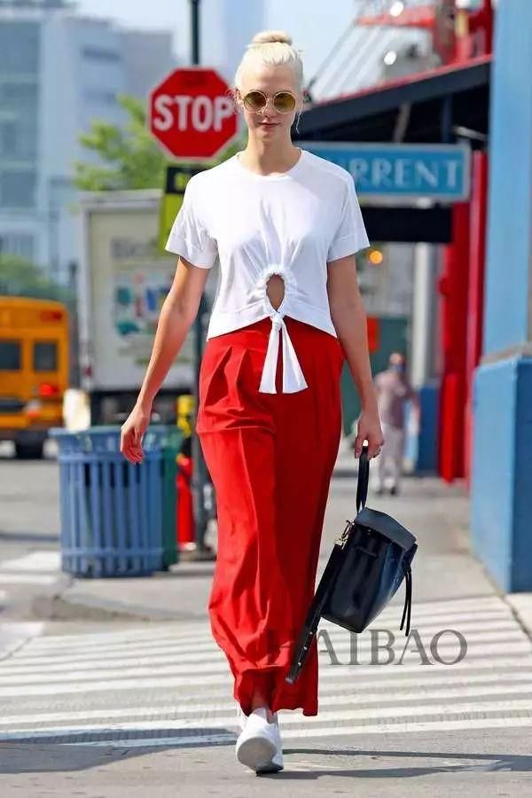 谁说这个颜色土了?这样明明穿起来就很好看!