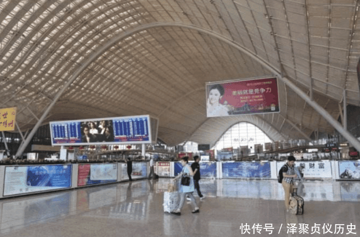  【大厅】为什么火车站大厅要建几十米高 到底有什么作用呢 看完