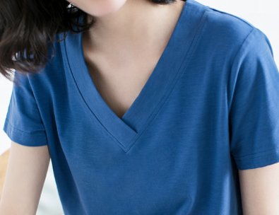 一饱眼福!身材丰满的女人就要穿“透视T恤”!特别撩人