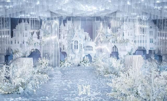  『蓝色』在冰蓝色的世界里，上演我们的冰雪奇缘，春天里特别的冰雪婚礼
