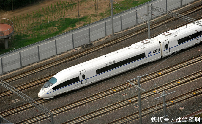  净赚■中国最赚钱的高铁，1318公里车票553元，年净赚上百亿