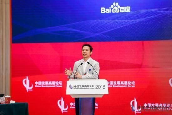 今年大佬爱当公关：雷军一句话下属要封号，余承东大嘴遭华为否认