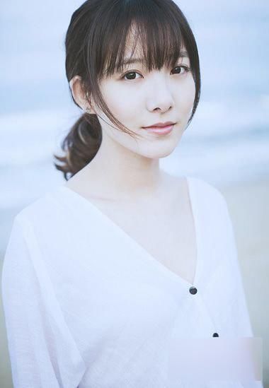 9款女孩子头发偏短的绑扎发图片！