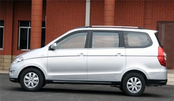  「晕车」为何坐在车内的乘客易晕车，而开车却不会？“猫腻”都