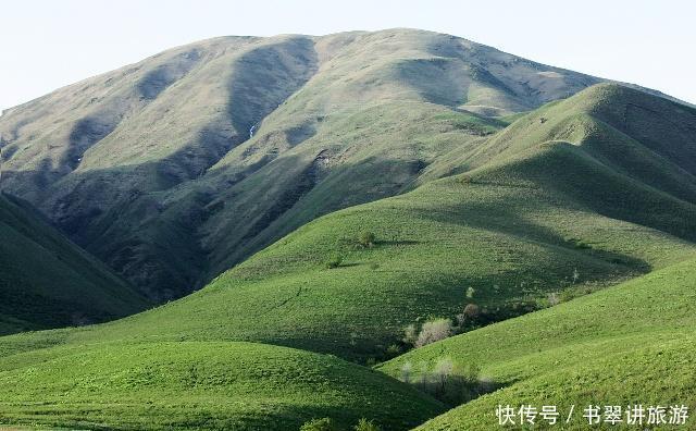 新疆的果子沟大桥，中国的超级工程！堪称艺术品