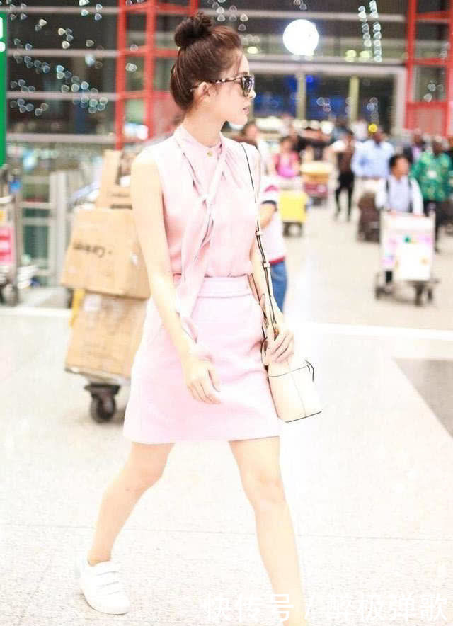 古力娜扎敢梳丸子头 证明她的头发又长出来了 头发多的是真美女