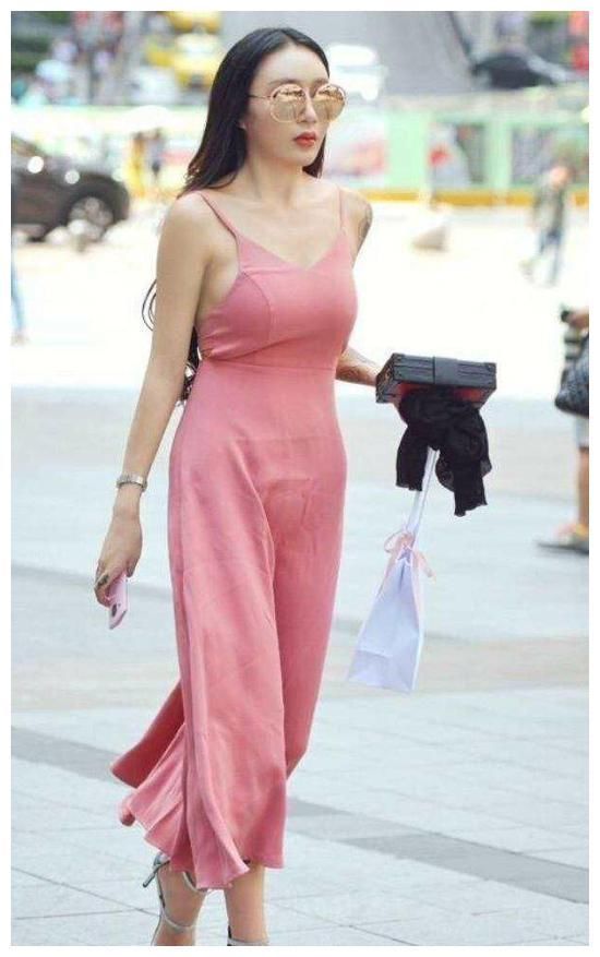 街拍：图1唯美女人味，图3俏丽多姿，图7温雅端庄