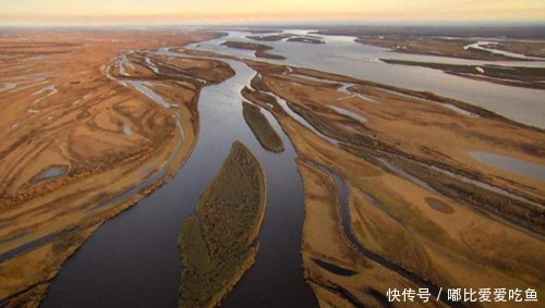  [有人]中国有条河，流域比长江大，水量是黄河6倍，但名字很少有人注意