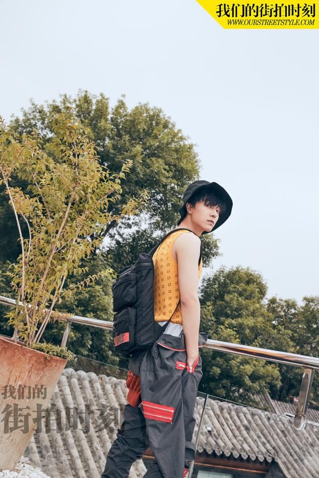 魏天浩的街拍时刻：阳光率性定义男友型格