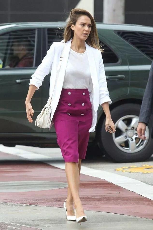 虽然难搞，但白色西装的美实在让人无法拒绝！