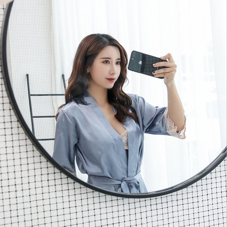 传统睡衣文胸千万别穿了!如今吊带裙最火，若隐若现，贼性感