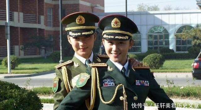 老兵退伍后，军衔不让带回家，为何连军装也不让带了原因很简单