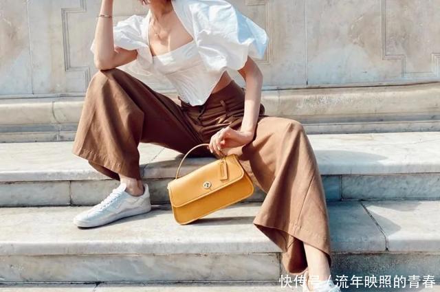 『翻天』Coach最近突然开挂了,新出的这款包真是美翻天了!