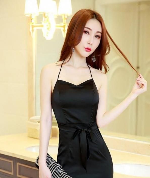 小个子不用愁, 包臀连衣裙帮你成就高挑身材!