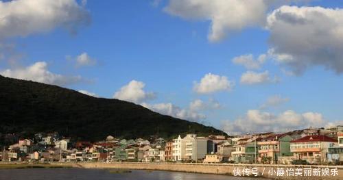  嵊泗县■浙江的一个县城人口不到八万, 曾属于江苏, 又划给了上