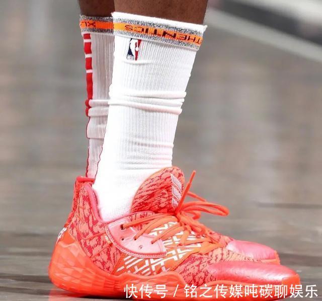 [战靴]NBA球员上脚：哈登4代张飞配色，洛瑞的总冠军战靴很帅！