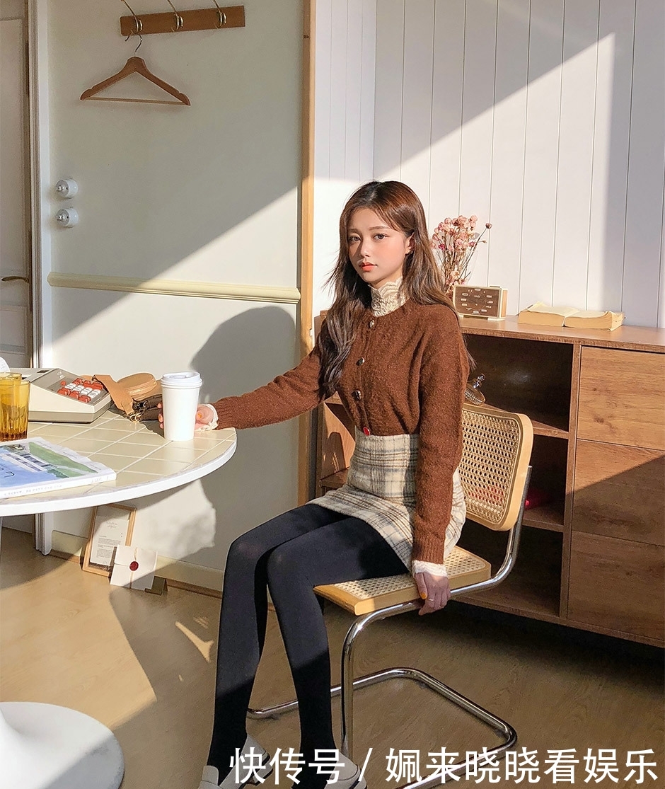  model：Korean model套装搭配图集第九十三篇