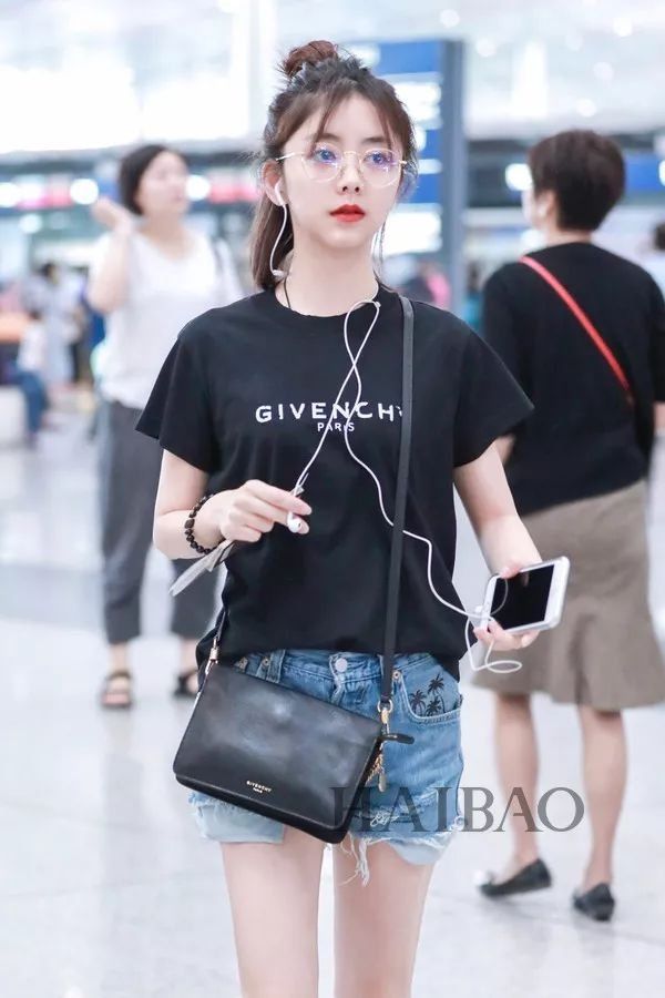 刘诗诗击破离婚传闻!周迅窦靖童这是什么情况?【海报街拍】