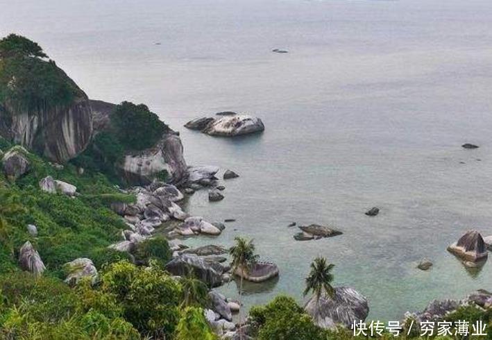 「投降」明朝倒台后300残兵不愿投降,到荒岛建一国家,如今富得流油