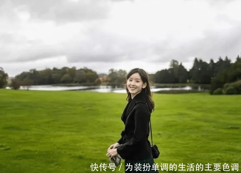 「时间」章泽天与刘强东携手在英国给同胞捐物资,两人不弃前嫌重归于好?
