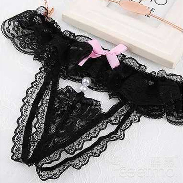 把旧款纯棉文胸三角裤全扔了,入手今年流行的几款蕾丝,款款洋气