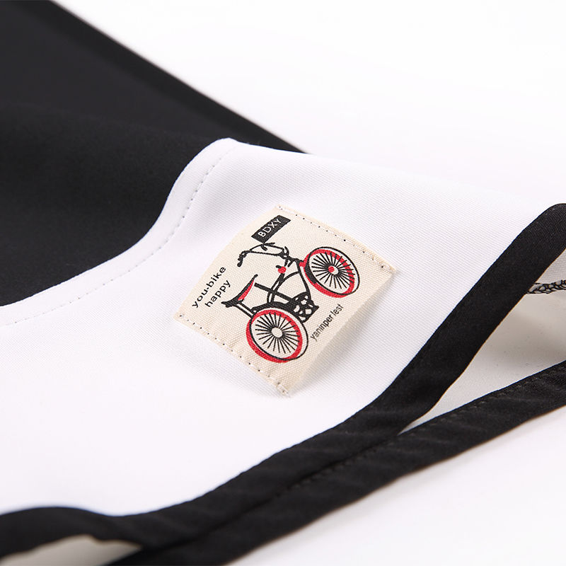 女人别老是穿卫衣配打底裤，开衫+休闲裤才是最时髦的穿法，美爆