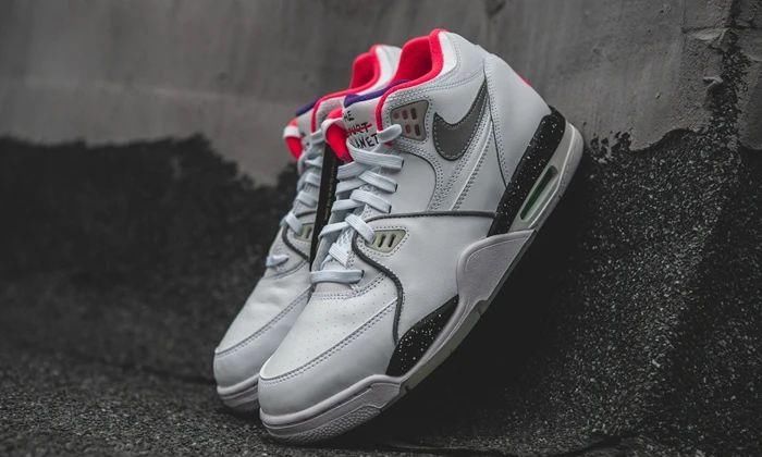 #Flight#满大街都是椰子AJ的时代 Nike Flight 89靠着“冷门小众”翻了身