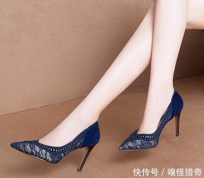 高跟鞋，拉伸身材比例，修饰脚型，更显女性成熟优雅！