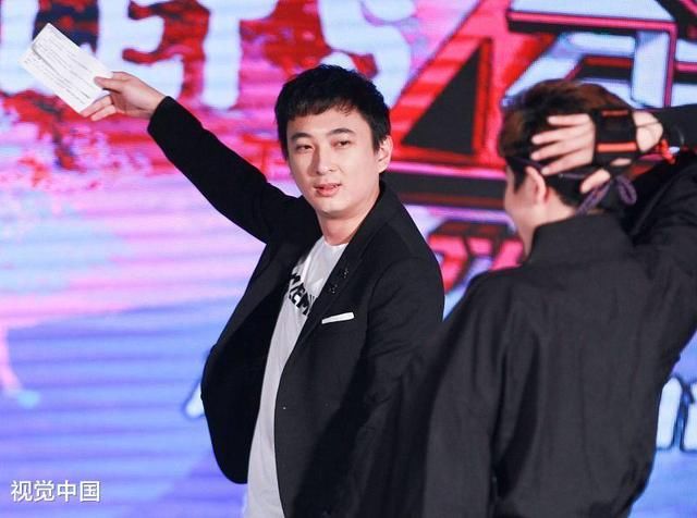 王思聪手撕李小璐，曝光背后出轨真相，贾乃亮再次“绿”的彻底