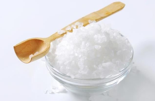 螨虫折腾你的脸有4个损害，不除螨，再多护肤品都是在喂养螨虫