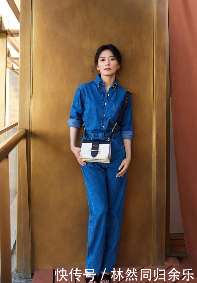 女人■50岁女人穿衣不显老!记住这3点最关键,时髦气质更显年轻!