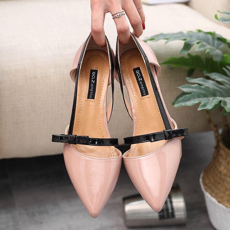 新出炉“铆钉高跟鞋”，比妈妈鞋还舒适，比奶奶鞋更时髦，贼洋气