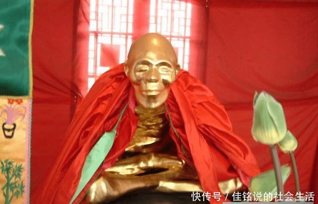 九华山肉身菩萨:现存8尊,历千年而不腐,成因至今是个谜