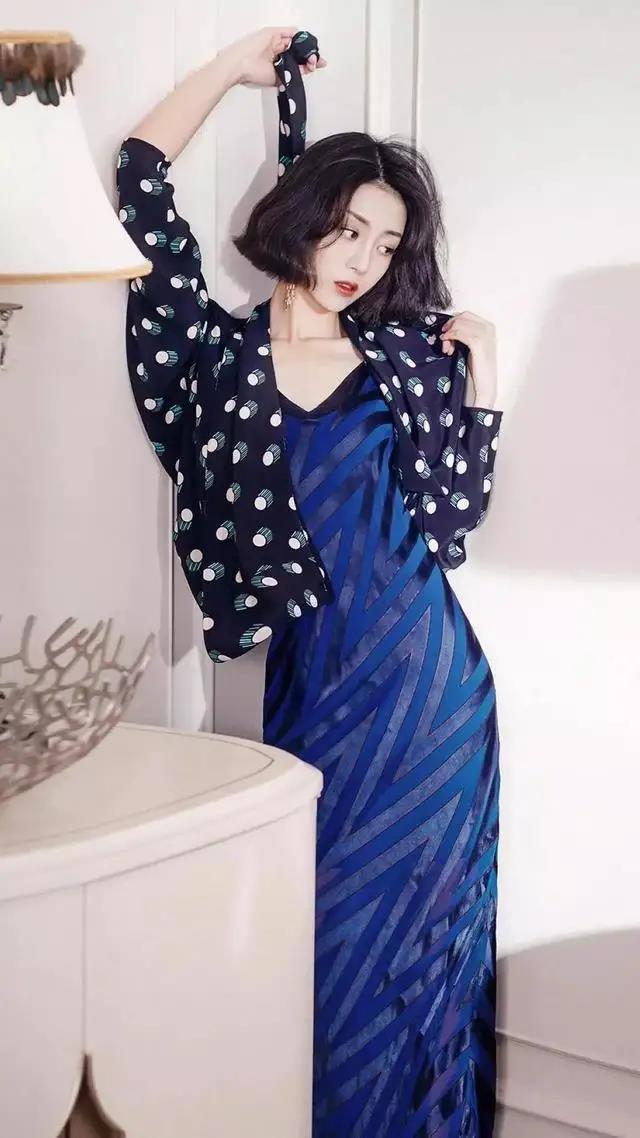  「性感」美女图集，第1061期性感时尚，哪位小姐姐，会令你心动呢