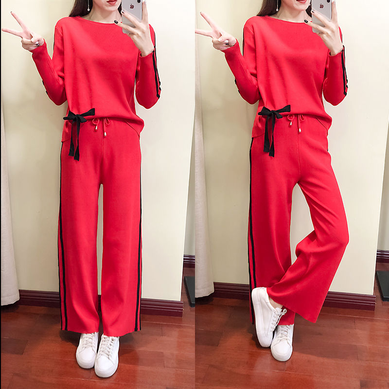 终于找到了!比连衣裙洋气百倍的套装，不爱穿裙子的人可有福了