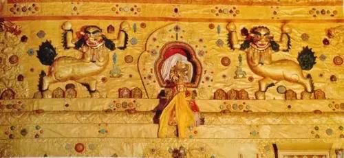 比故宫还壕的宫殿：厕所300年不打扫，最好的藏传文玩都在这儿