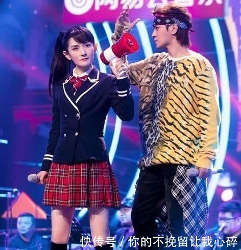 不少@谢娜楚雨荨VS郑爽楚雨荨,发型脸型超级像,网友:傻傻分不清