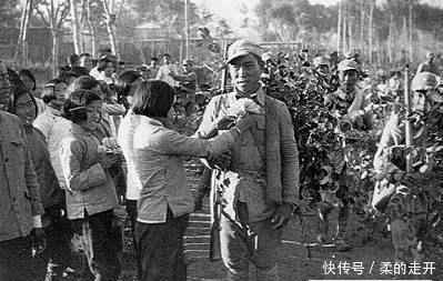 一开国少将请求复员回家种地, 当了29年农民, 享年81岁