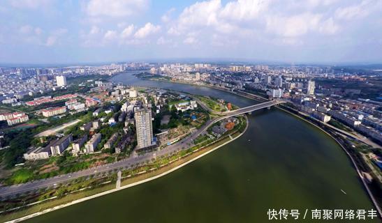 四川又在修建一条铁路, 时速250km, 还可以提速 经过你家乡了吗